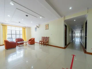 Бангалор: OYO 649 Hotel Ajantha Trinity Inn