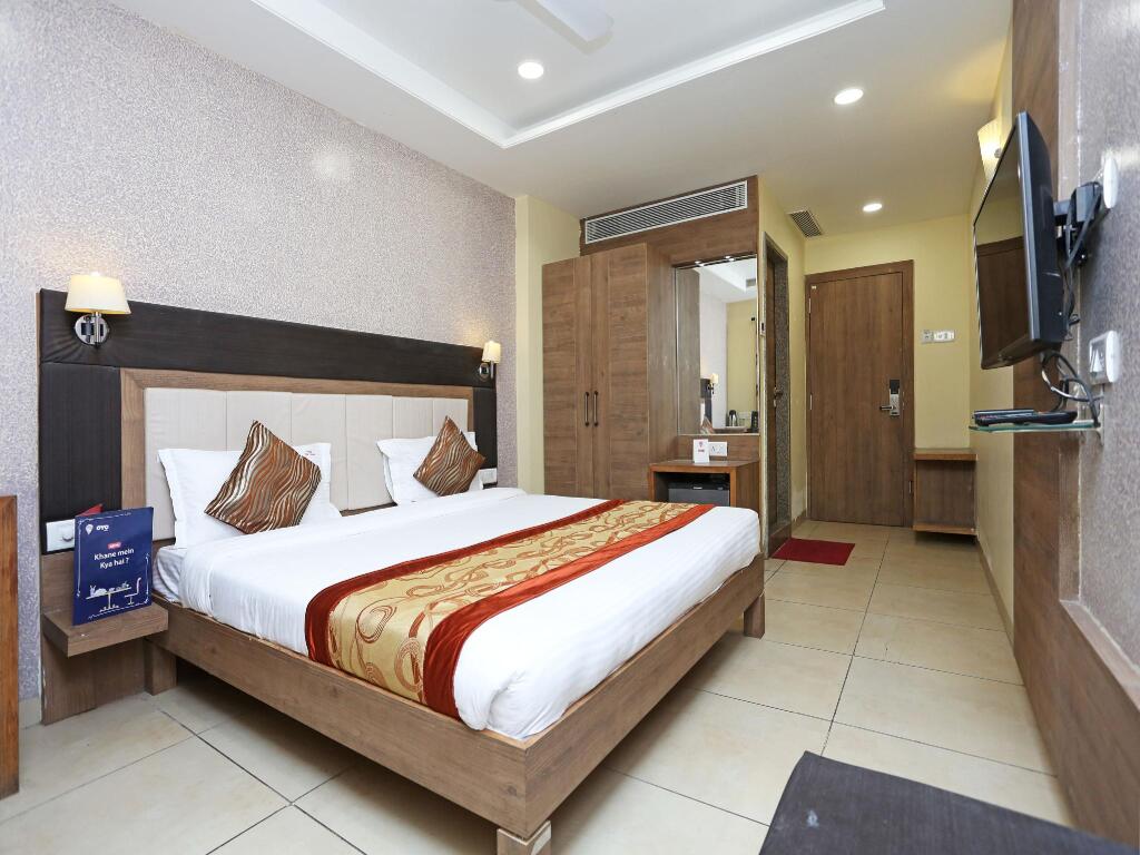 Бхопал: Capital O 1547 Hotel The Oasis