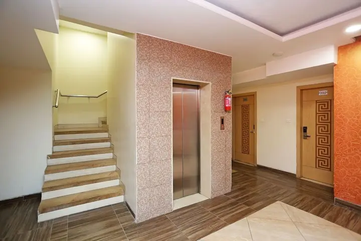 Бхопал: Capital O 1547 Hotel The Oasis
