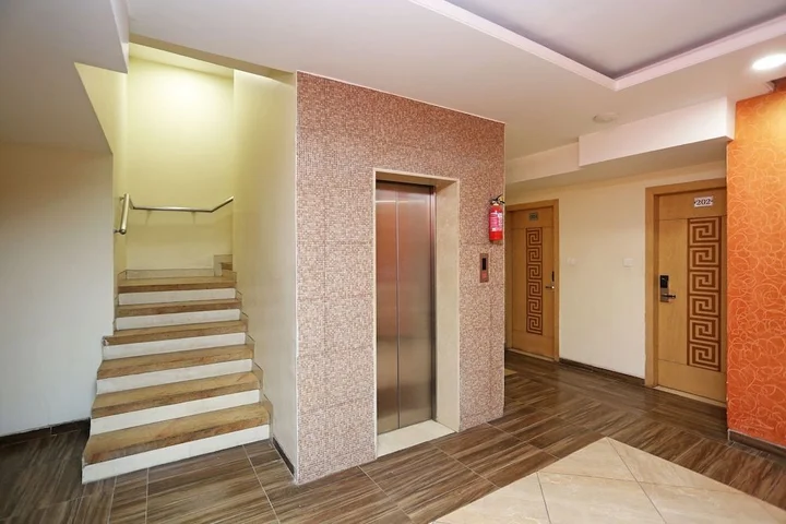 Бхопал: Capital O 1547 Hotel The Oasis