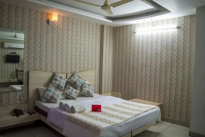 Бхопал: Oyo Rooms Nadra Bus Stand Bhopal