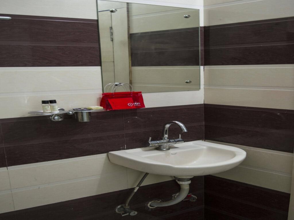 Бхопал: Oyo Rooms Nadra Bus Stand Bhopal