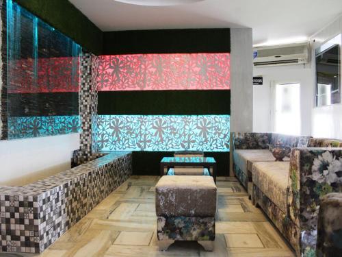 Дехрадун: OYO Rooms Clock Tower Rajpur Road