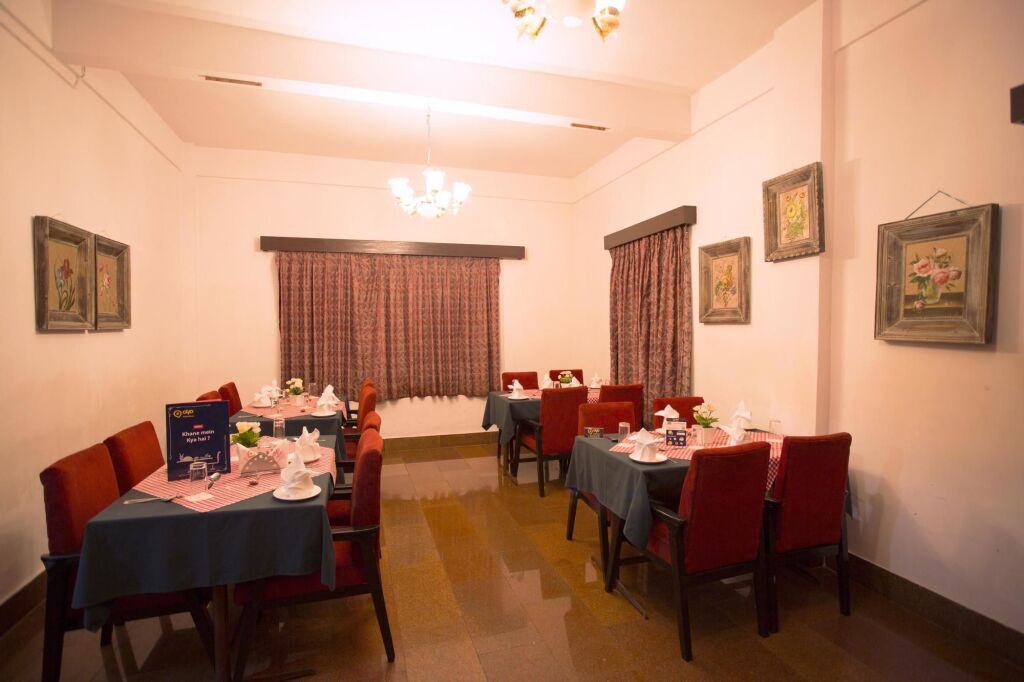 Дарджилинг: OYO Premium Mall Road Darjeeling