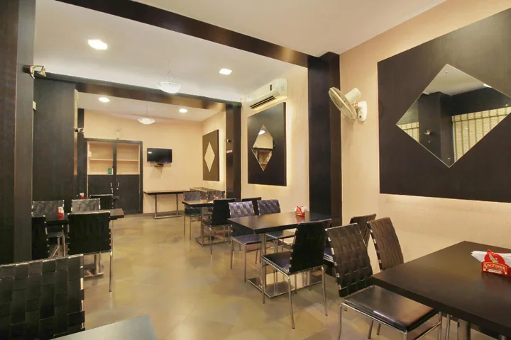 Ченнаи: OYO 968 Hotel Poigai
