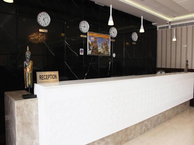 Агра: FabHotel TDI Mall Fatehabad Rd