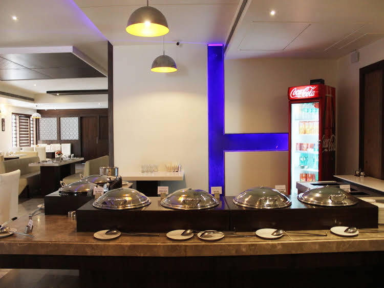 Агра: FabHotel TDI Mall Fatehabad Rd