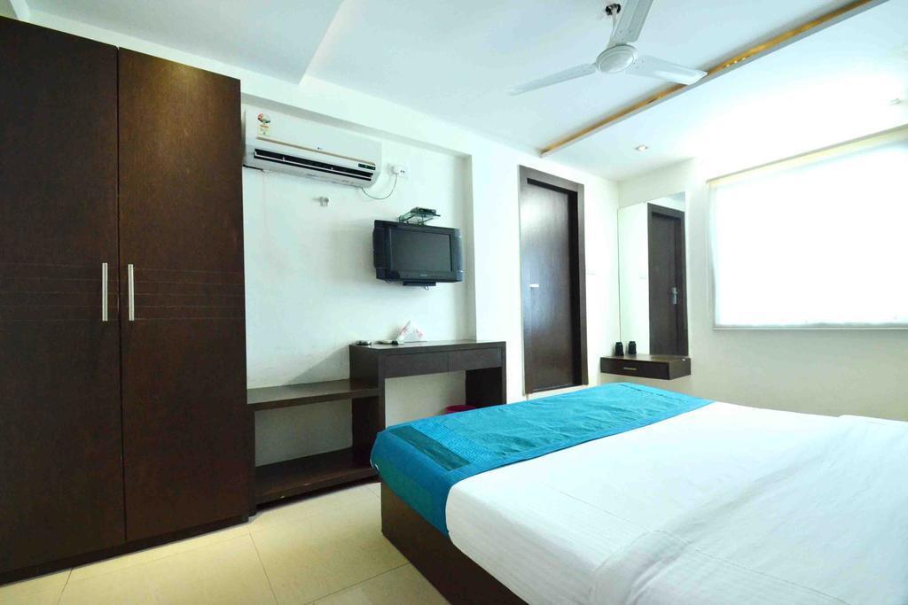 Индаур: Collection O 1538 Hotel Diamond Inn
