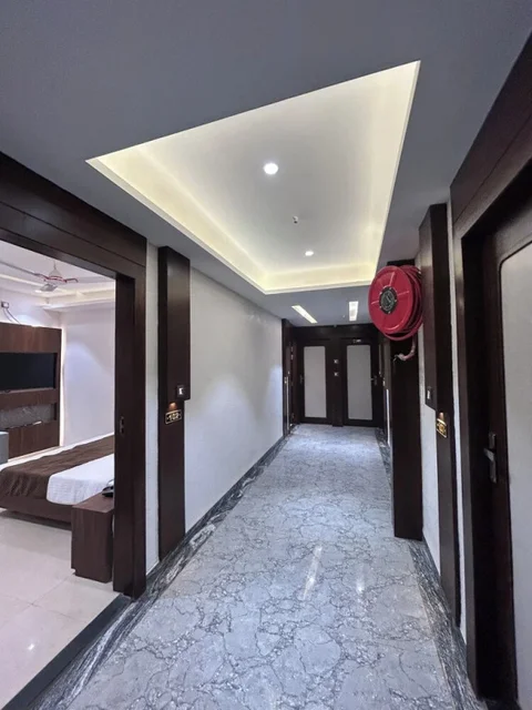 Индаур: Hotel Care Residency By OYO Rooms