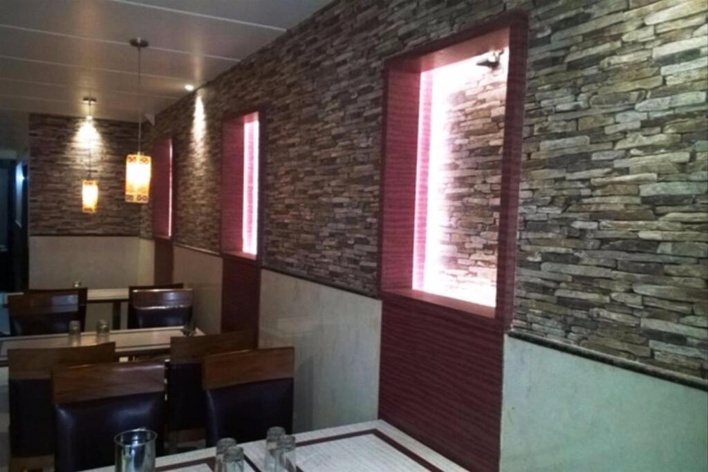 Индаур: OYO 1290 Hotel Prashant