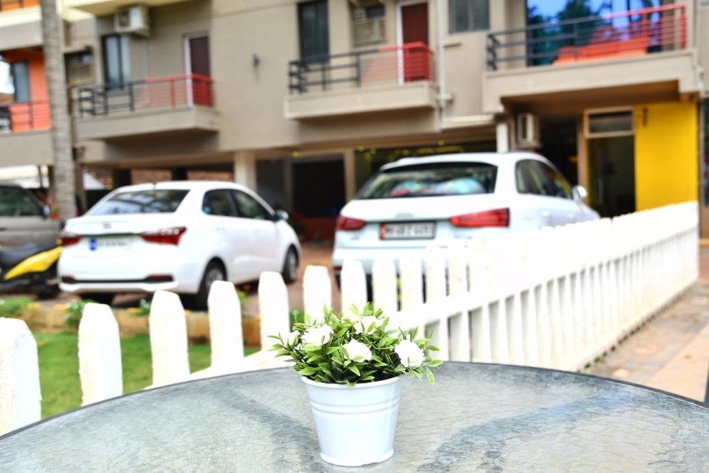 Карвар: Hotel West End