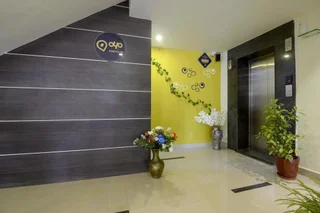 Карвар: Hotel West End