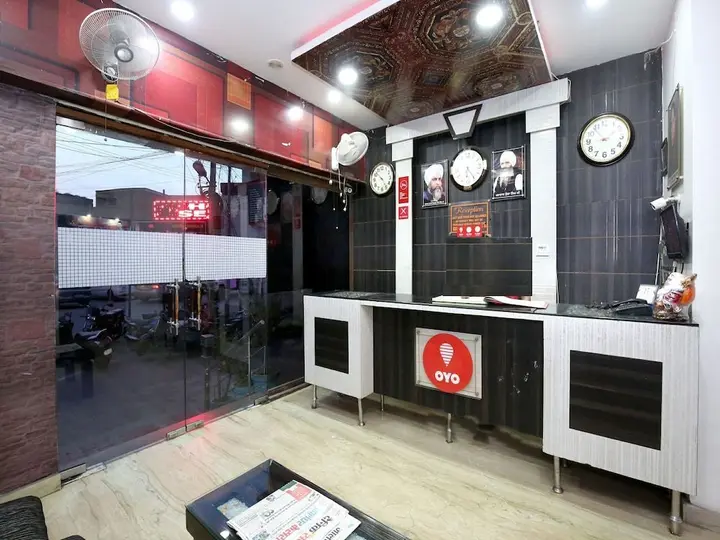 Джаландхар: OYO 1357 Hotel Seemaz
