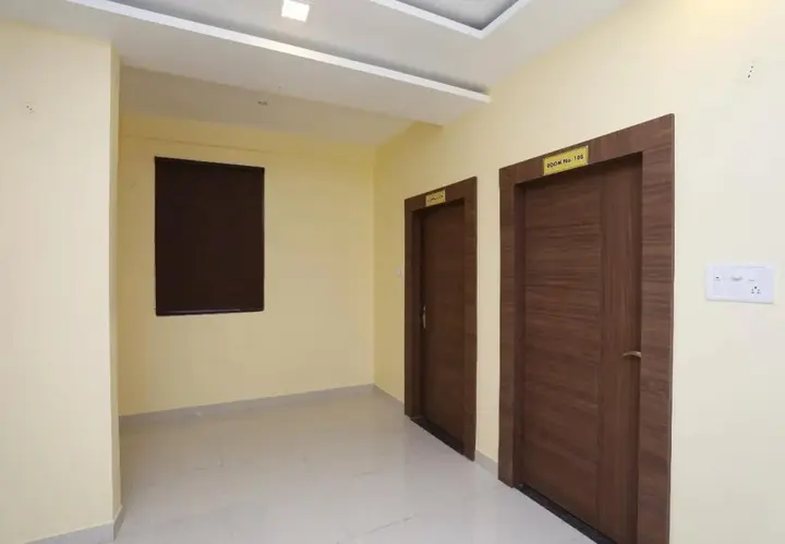 Канпур: OYO 1521 Hotel Sanjay Galaxy