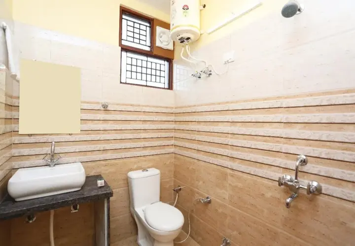 Канпур: OYO 1521 Hotel Sanjay Galaxy