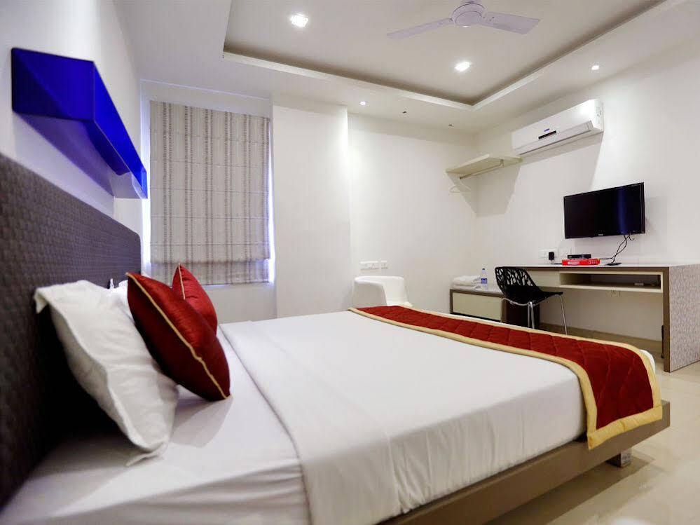 Хидерабад: OYO Rooms Q City Gachibowli