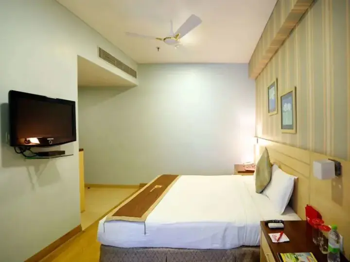 Хидерабад: OYO 522 Hotel The Platinum