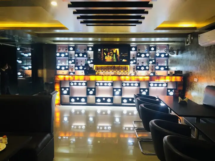 Бахадрабад: OYO Premium Bahadrabad Haridwar