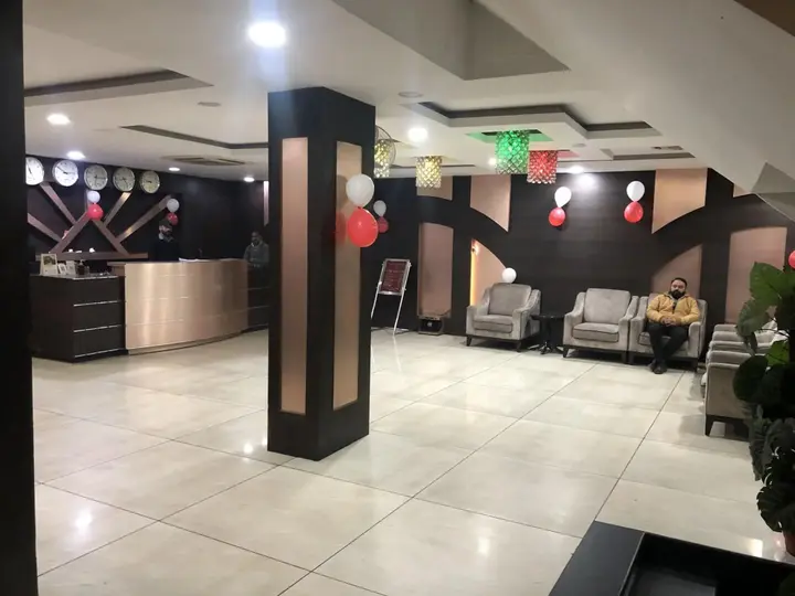 Бахадрабад: OYO Premium Bahadrabad Haridwar