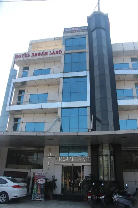 Бахадрабад: OYO Premium Bahadrabad Haridwar