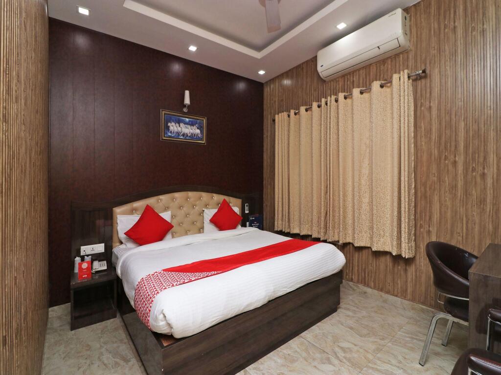 OYO Rooms Bus Stand Gurgaon — фото 1