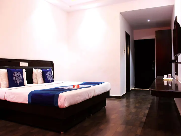 Хубли: OYO Rooms Court Circler