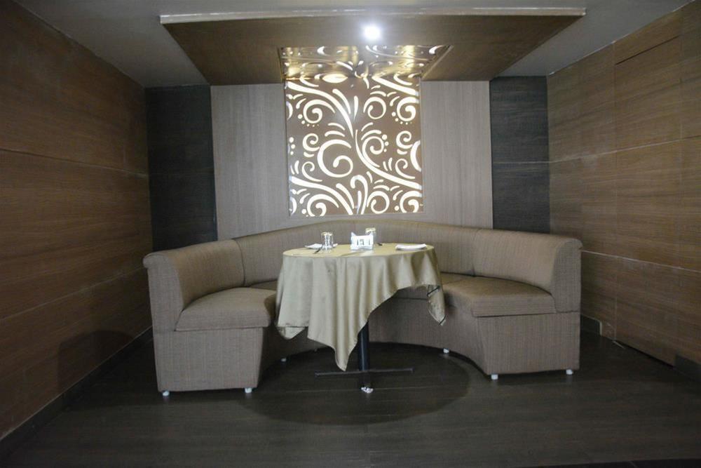 Хубли: OYO Rooms Court Circler