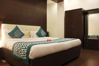 Ханзи: OYO 1180 Hotel Kartikay
