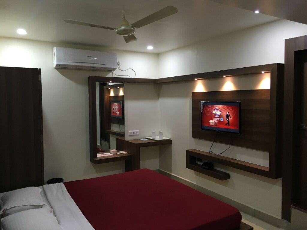 Райпур: Hotel Grand Arjun