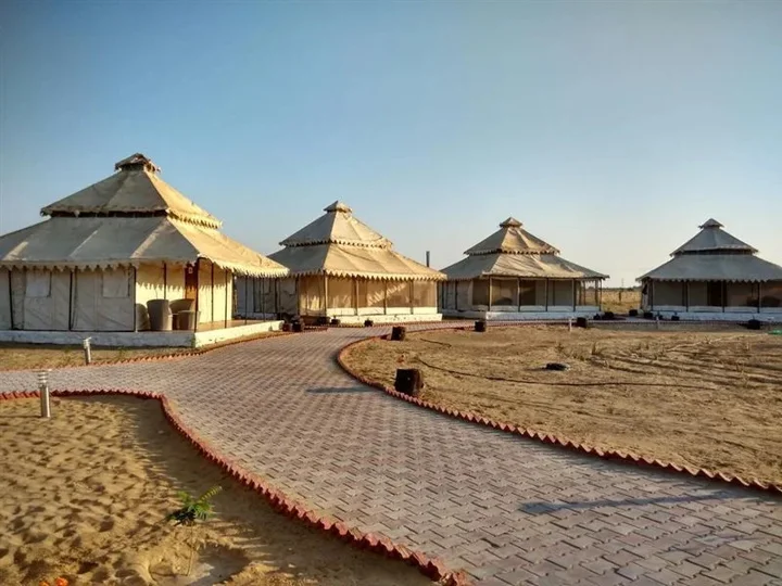 Каной: Desert Springs Resorts