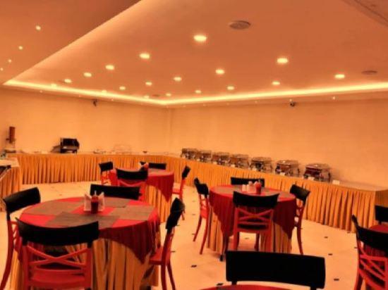 Праяградж: Hotel Kashi