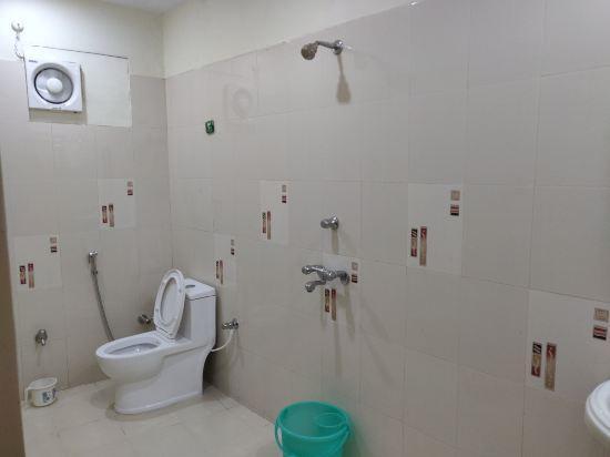 Праяградж: Hotel Kashi
