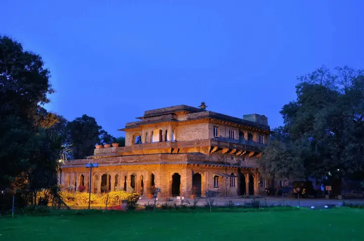 Кота: Hotel Sukhdham Kothi
