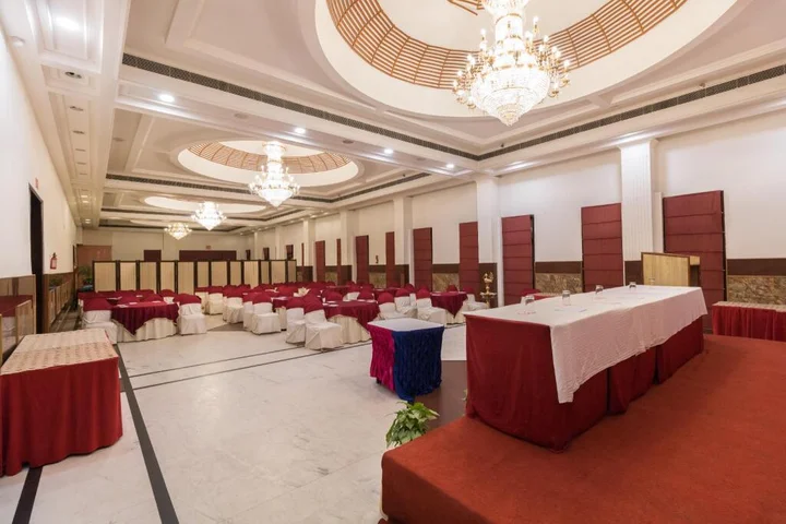 Дехрадун: Hotel Pacific Dehradun
