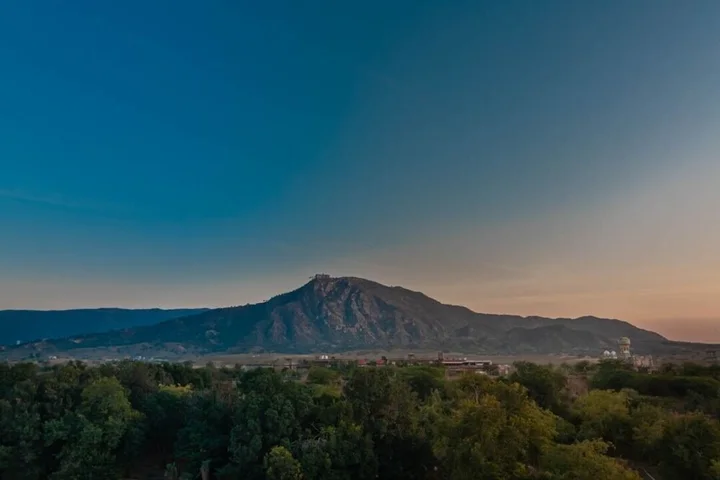 Пушкар: Savitri Resorts