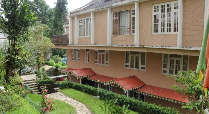 Гангток: The Mazong Hotel