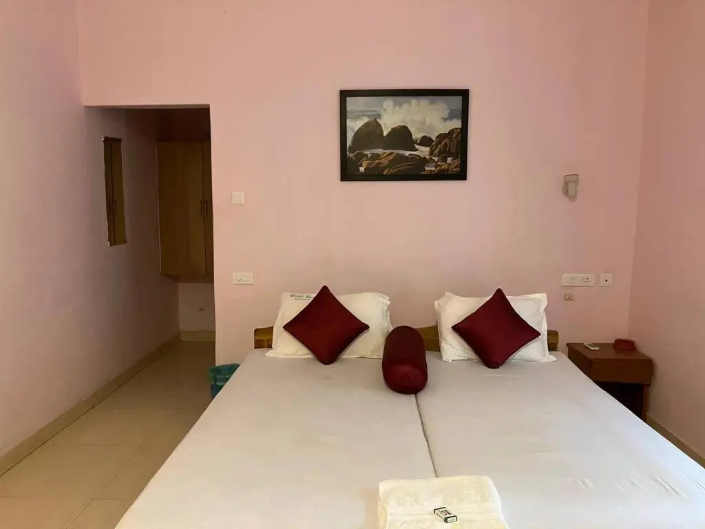 Варкала: Coral Cove Beach Resort