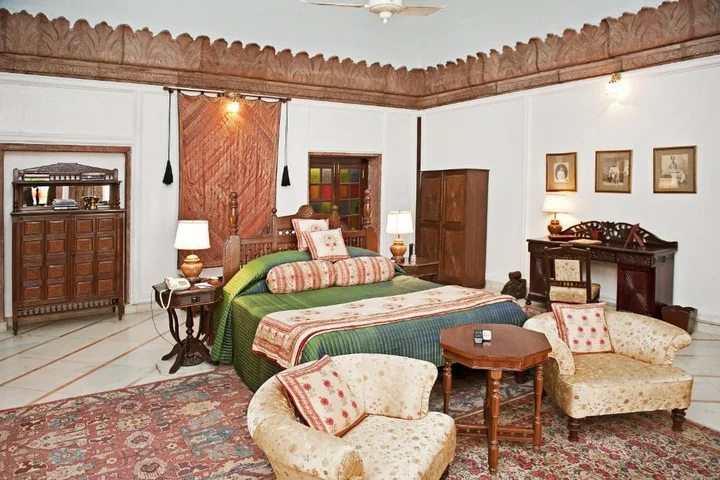 Джодхпур: WelcomHeritage Bal Samand Lake Palace