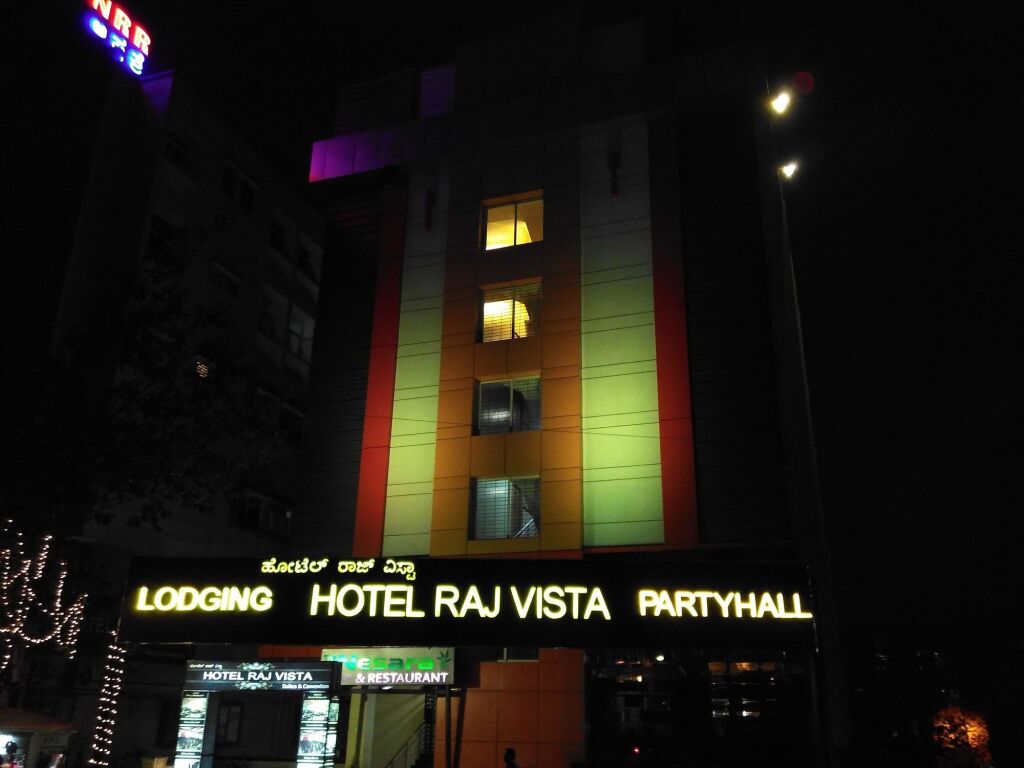 Бангалор: Hotel Raj Vista - Suites & Convention