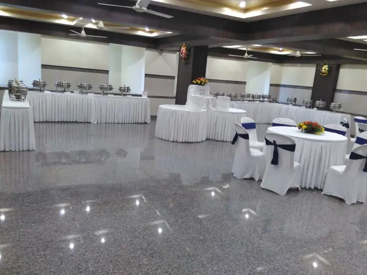 Бангалор: Hotel Raj Vista - Suites & Convention