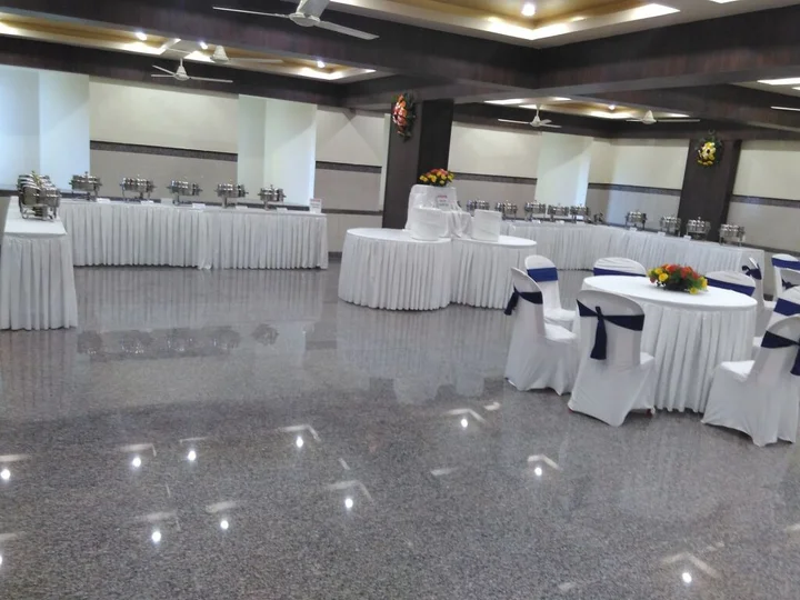 Бангалор: Hotel Raj Vista - Suites & Convention
