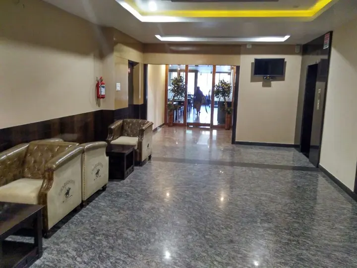Бангалор: Hotel Raj Vista - Suites & Convention