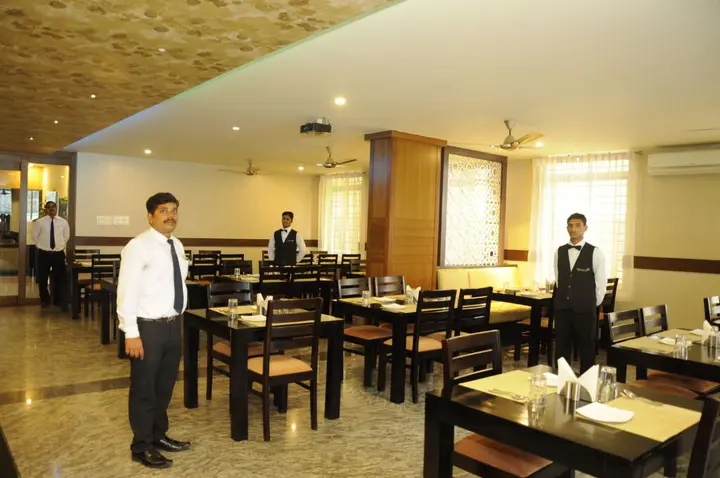 Бангалор: Hotel Raj Vista - Suites & Convention