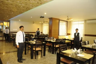Бангалор: Hotel Raj Vista - Suites & Convention