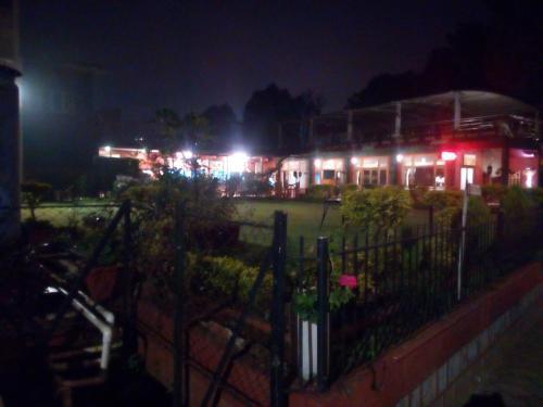 Кунур: Hotel Vivek
