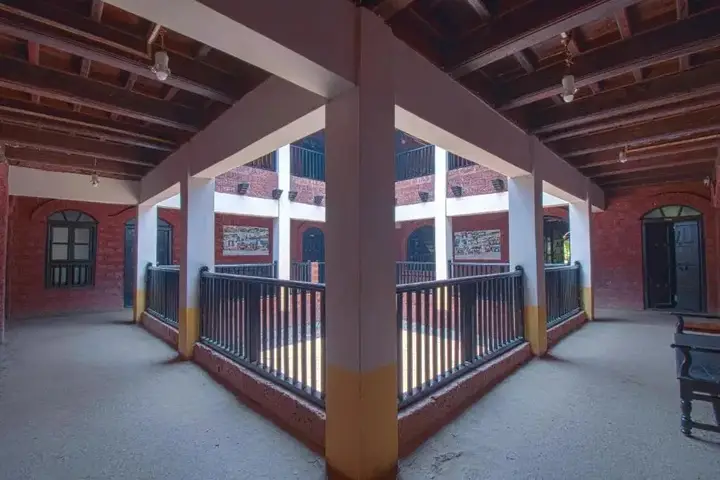 carousel image 3