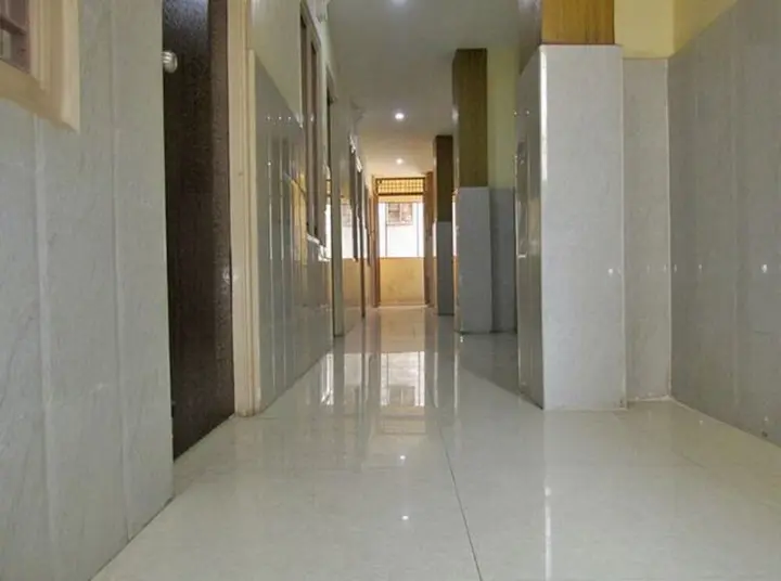 Тирупати: Aadrustam Residency