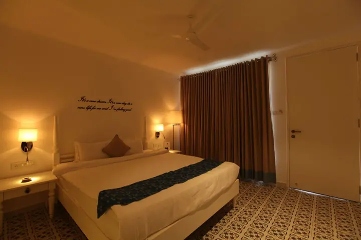 Вагатор: Shalai - The Cliff Resort