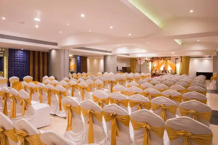 Пуна: Residency club