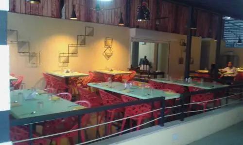 Нашик: Hotel Prestige Point